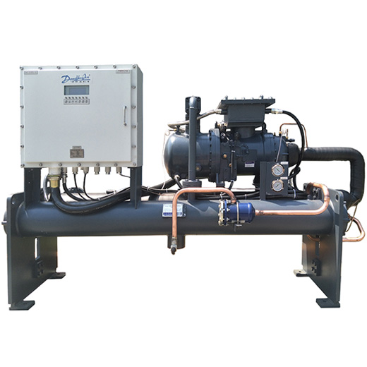 九游娱乐体育官网入口:【焦点复盘】三大指数接连缩量反弹AI、新动力赛道双线共振“宁王”A+H总市值一度打破2万亿